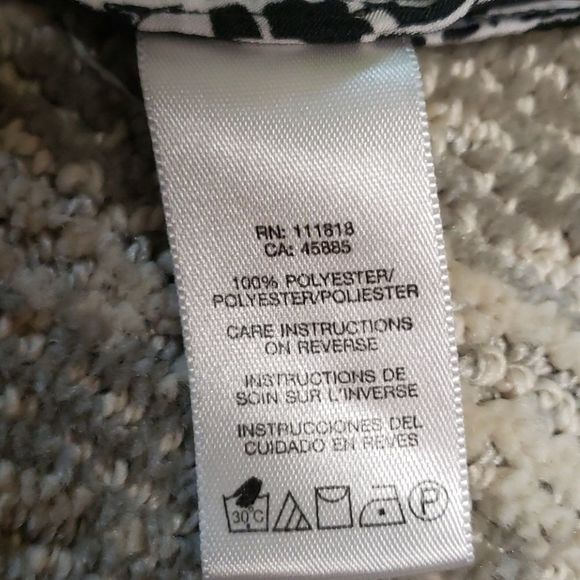 Michael kors black and white sleeveless top - Picture 6 of 7